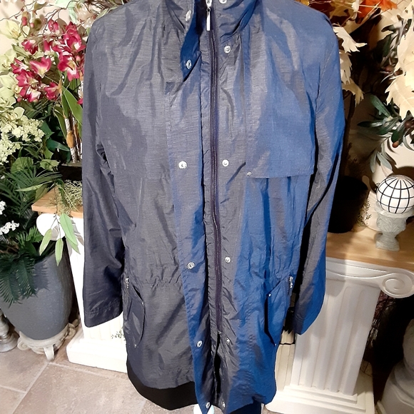 JOHNSTON and MURPHY Women's Nylon BlendnLightweight Hooded Windbreaker Size L - Picture 11 of 11